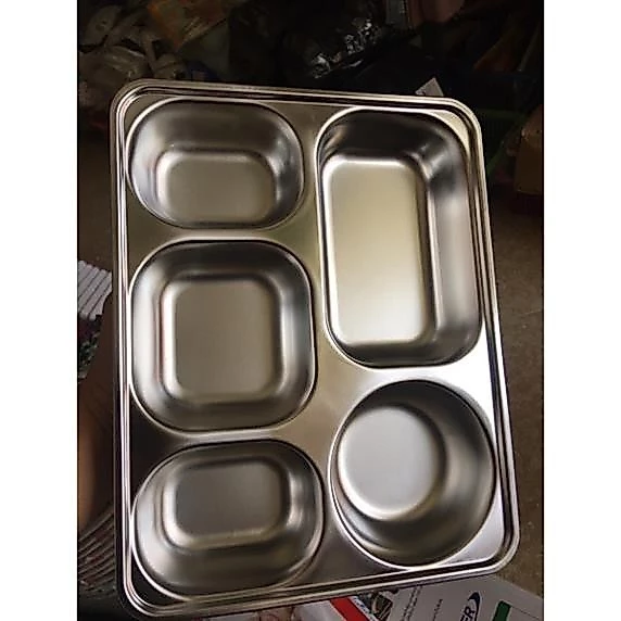Khay Cơm Phần 5 Ngăn Inox Sâu Có Nắp Tiện Lợi