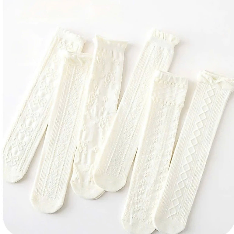 Set 5 Tất Cotton Cao Đùi Tone Trắng Vitage Họa Tiết Vặn Thừng Nổi Xinh Xắn Cho Bé Gái te69