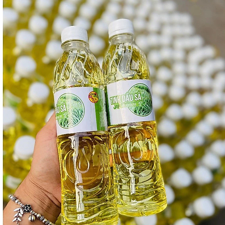 Tinh Dầu Sả Nguyên Chất [330ml-1 lít] Thơm, Khử Mùi, Đuổi Muỗi, Côn Trùng - Tinh Dầu Xả Nguyên Chất Mường Tè, Lai Châu