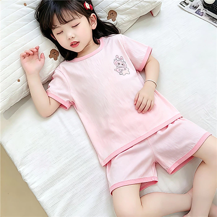 Bộ hai mảnh in hình trái tim phối hợp giữa cha mẹ và con cái cho trẻ mẫu giáo