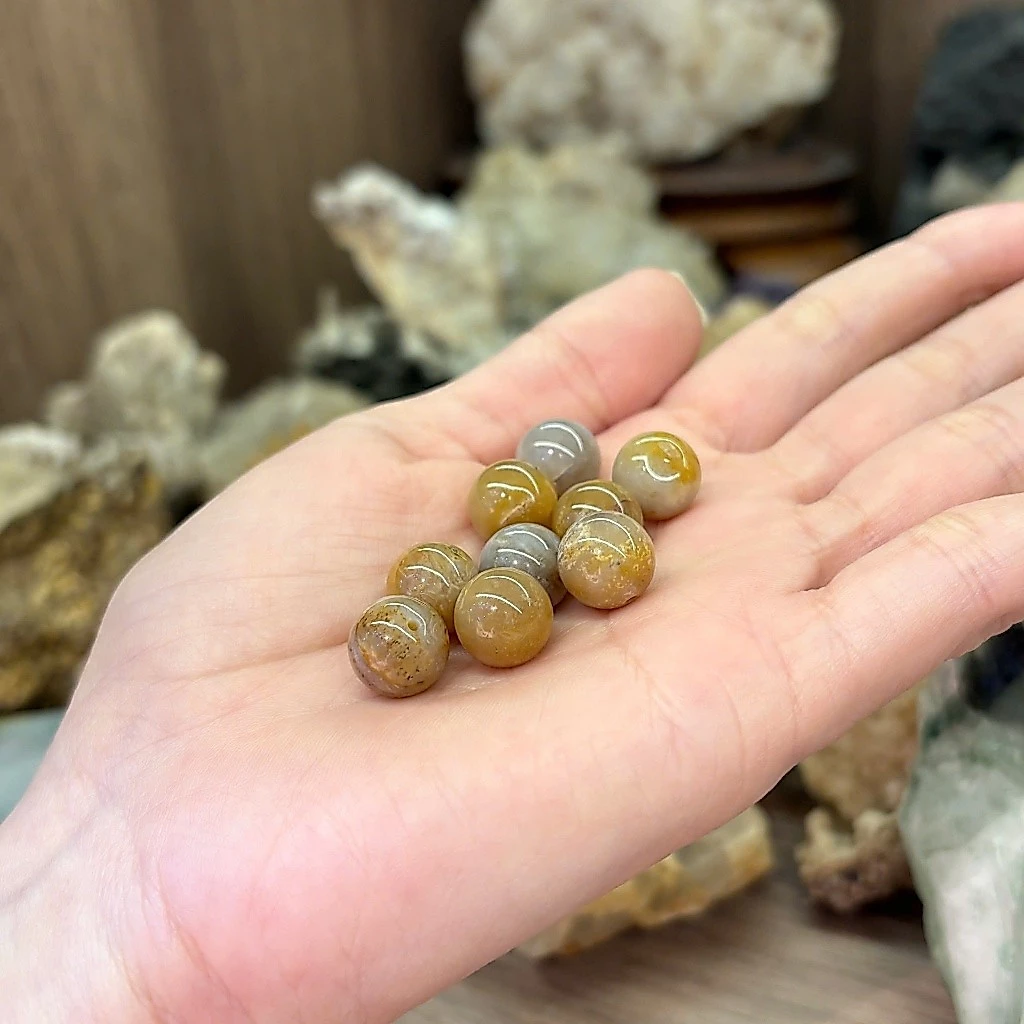 Hạt lẻ đá san hô - giao ngẫu nhiên