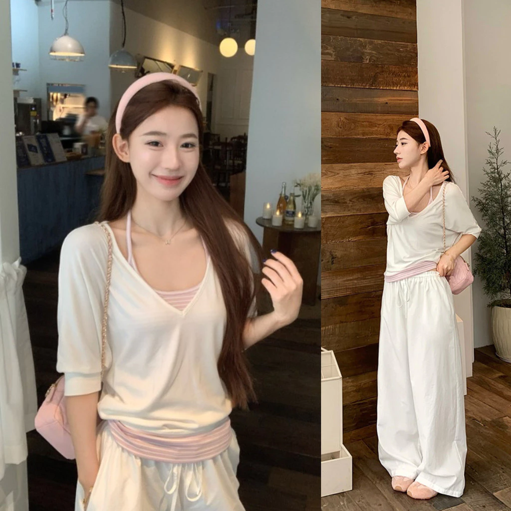 Set 2 Món Áo Thun Cổ V Tay Lỡ Phối Áo 2 Dây Kẻ Hồng Che Khuyết Điểm Top
