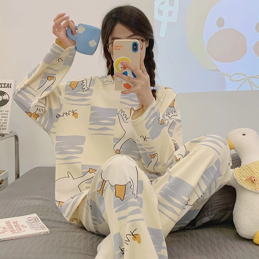 Bộ Đồ Ngủ Tay Dài Hoạt Hình Thu Đông Nữ - Pijama Cotton Polyester In Cute Đơn Giản B98227