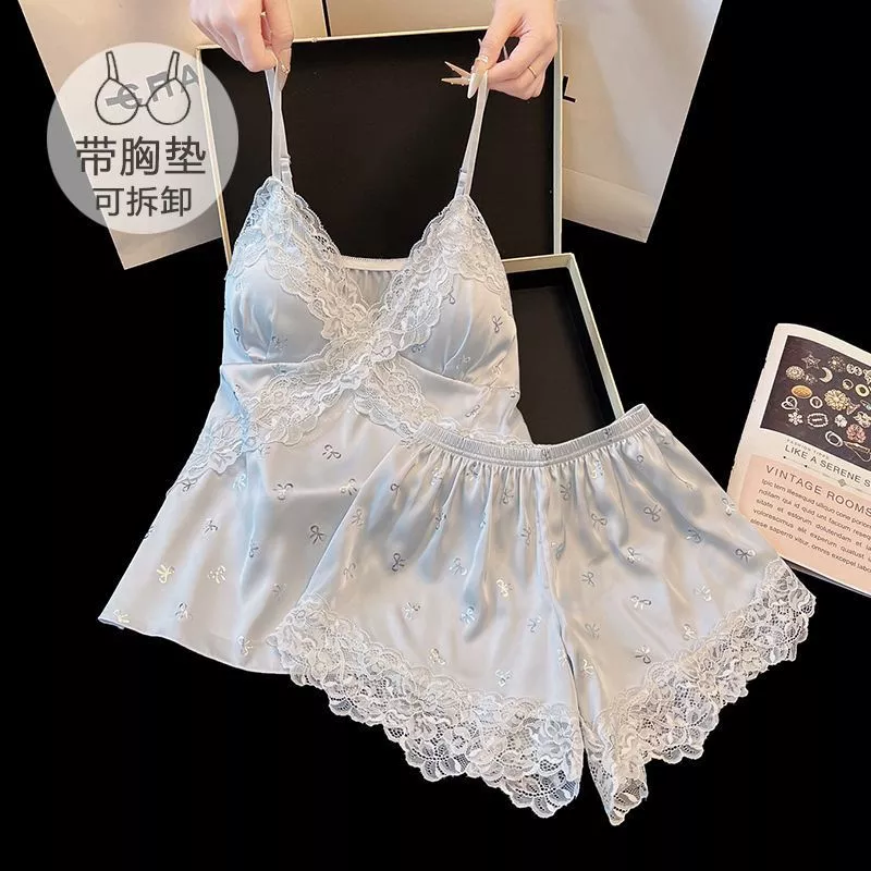 Bộ Đồ Ngủ Bằng Lụa Băng Nữ Mùa Hè Có Miếng Lót Ngực Suspender Quần Short Gợi Cảm Ngọt Ngào Homewear Phù Hợp Với