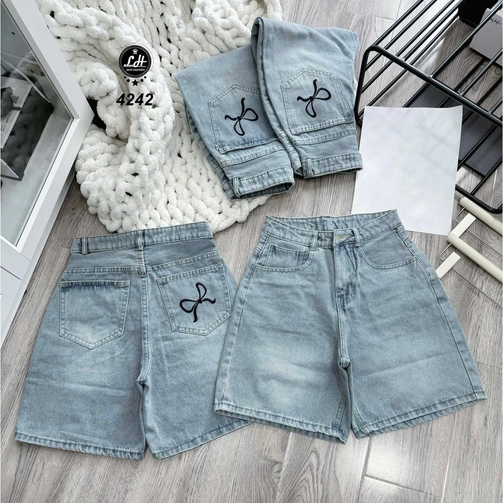 Quần Short jean ngố lửng nữ màu xanh thêu nơ chỉ đen WSHJ85