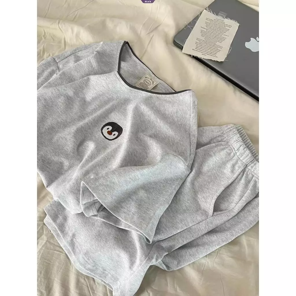 [Pre-Order]-Bộ đồ ngủ ngắn tay in hình chim cánh cụt phong cách Hàn Quốc dành cho nữ: Bộ sưu tập mùa hè mới hàng QC