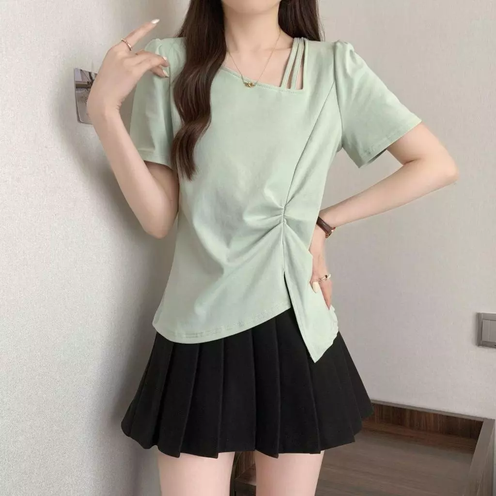 Áo thun ngắn tay cổ chéo không đều dành cho nữ Vai thật rỗng mùa hè thon gọn hơn [Trung Quốc đại lục Giao hàng tốc độ nhẹ]