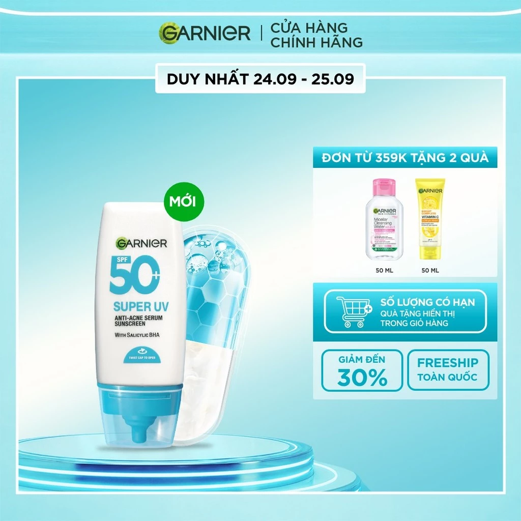 Kem Chống Nắng Garnier Phổ Rộng Kiềm Dầu Đến 12H & Hỗ Trợ Giảm Mụn Spf 50+PA++++ 30ML