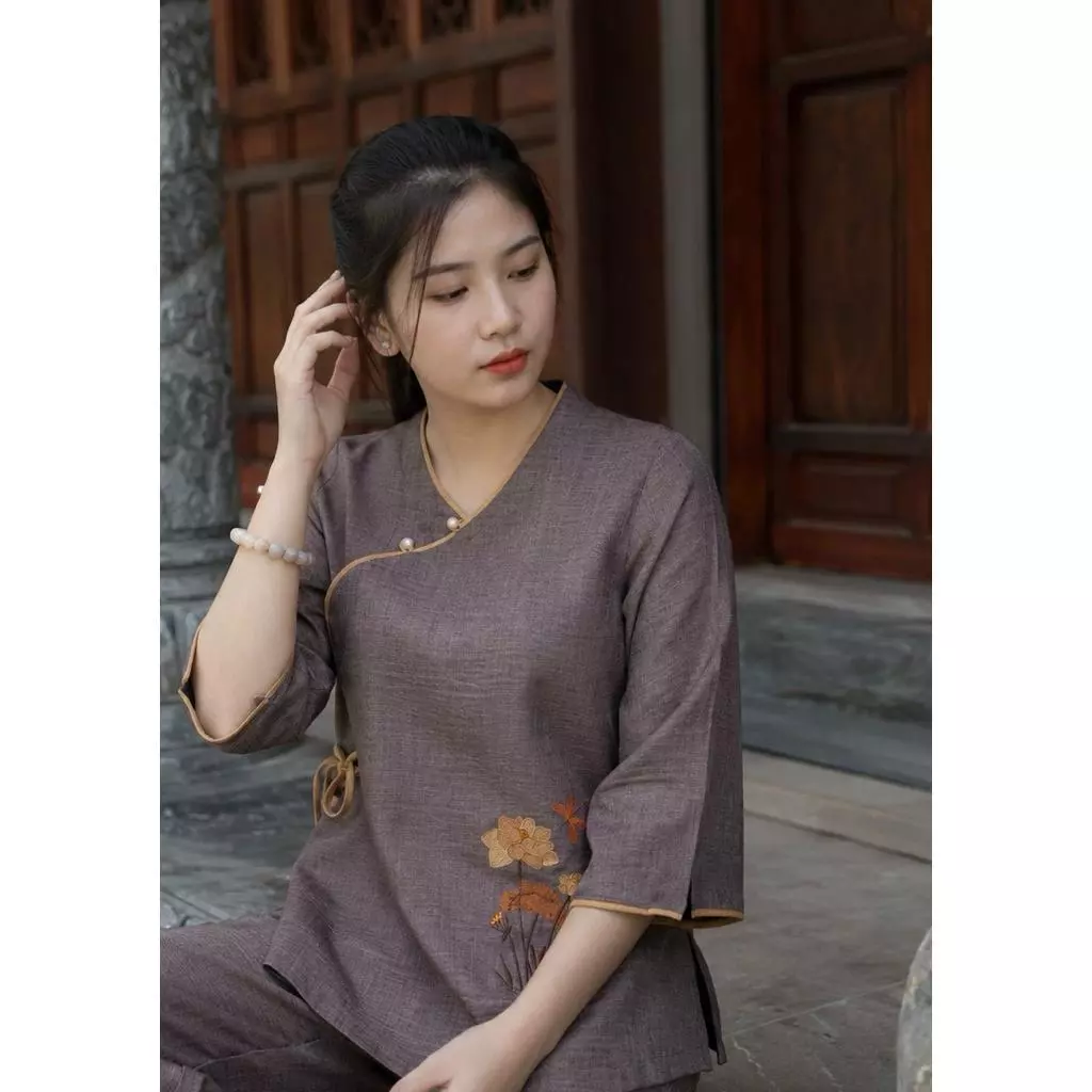 Đồ lam nữ vải đũi đơn giản trang nhã cổ tim thêu sen PHÁP PHỤC TUỆ KHANH