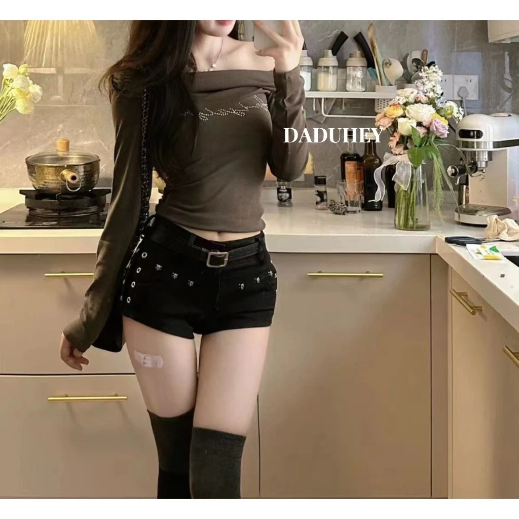 DaDuHEY! HÀNG SẴN - Quần short jeans đen form body - Thiết kế đinh tán - tôn dáng - Phong cách ulzzang Hàn Quốc