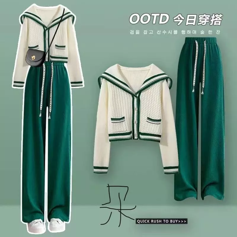 Bộ đồ hai mảnh áo len cổ thủy thủ màu xanh kẻ sọc và quần ống rộng màu đen cho người thấp, phong cách muối biển 2023