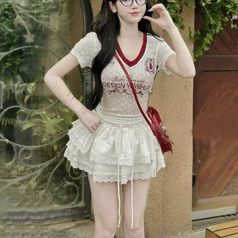 Chân Váy Ngắn Dáng Xòe Tầng Vải Đũi Phối Viền Ren Nữ Tính Có Dây Rút Và Quần Lót Trong Tiện Lợi