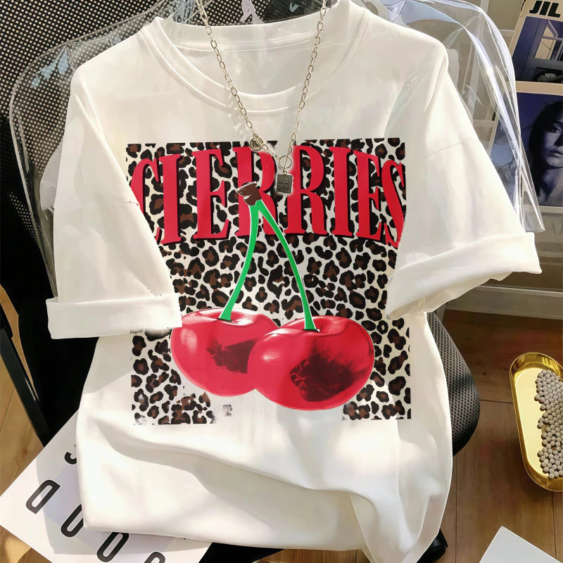 Hot trend Áo thun nữ phong cách đường phố, cổ tròn tay ngắn in cherry báo phù hợp đi chơi hàng ngày