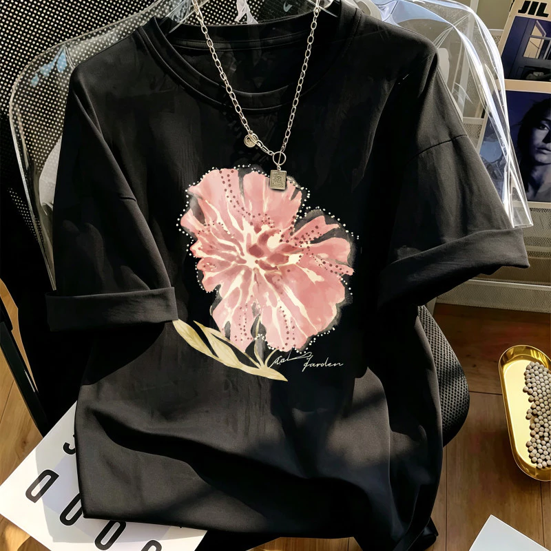 Áo thun nữ casual tay ngắn cổ tròn đen in hình hoa màu hồng vải mềm mát mẻ kiểu đơn giản thời trang hàng ngày