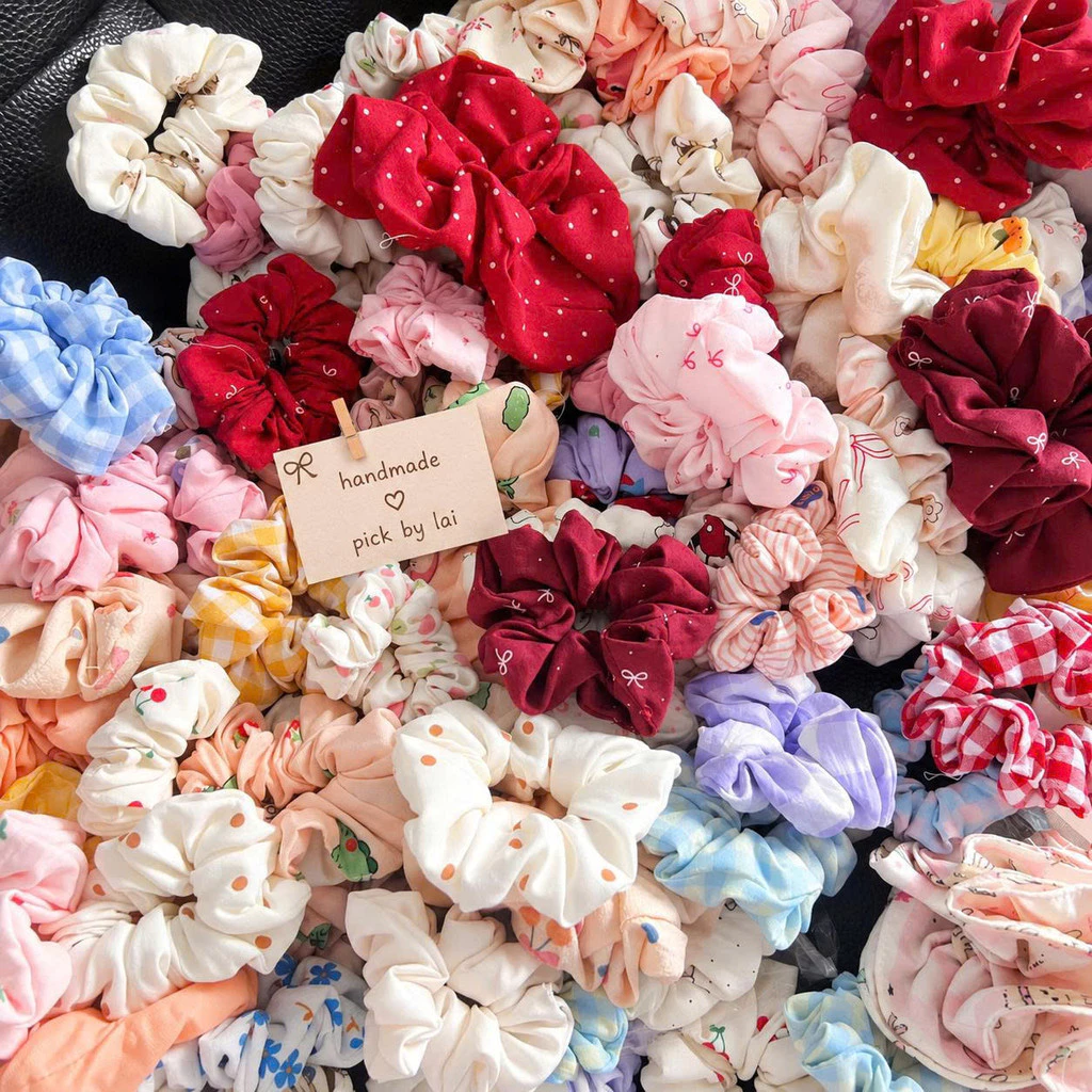Dây Buộc Tóc Scrunchie Handmade Nữ Họa Tiết, Lụa Nhiều Size Nhiều Màu, Giao Ngẫu Nhiên