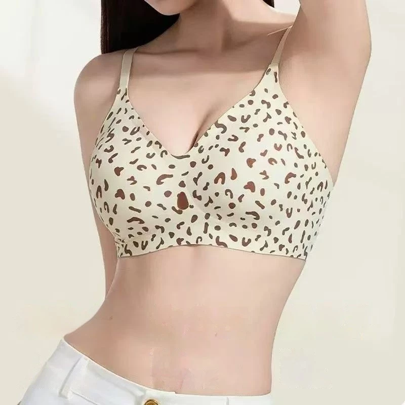 Áo ngực nâng ngực họa tiết báo gợi cảm dành cho ngực nhỏ chống xệ không gọng mỏng nhẹ không đường may