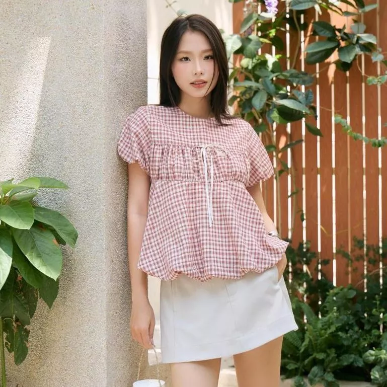 Áo babydoll caro tay ngắn nữ THE C.I.U, áo kiểu dáng xòe bồng cotton phối nơ – Nevi Babydoll Top