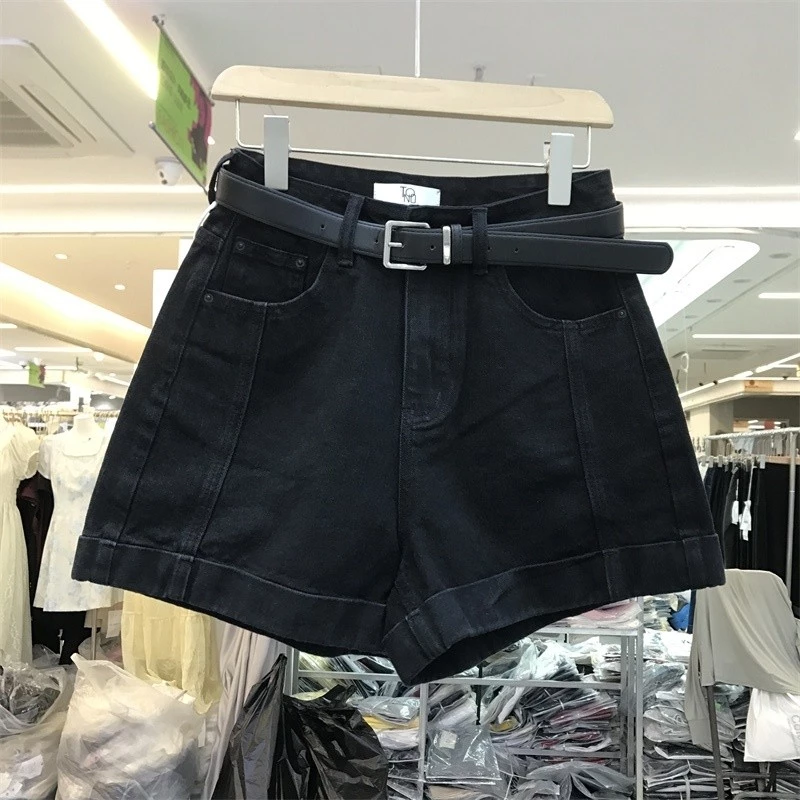 Quần short jean nữ ngắn  quần short nữ cạp cao ống xắn gấu dáng chữ A màu trắng đen vải bò S13