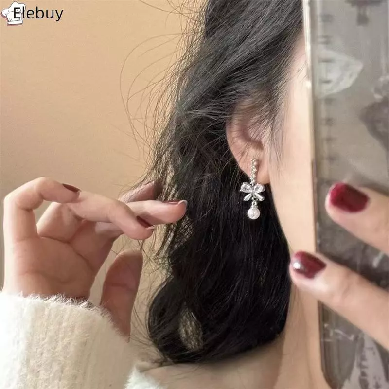 [Ele-T] 1 Đôi Bông Tai Tòn Ngọc Trai Nơ Tinh Tế Cho Nữ Thời Trang Bé Gái Bông Tai Ngọt Ngào Bông Tai Dự Tiệc Cưới Phụ Kiện Trang Sức Quà Tặng
