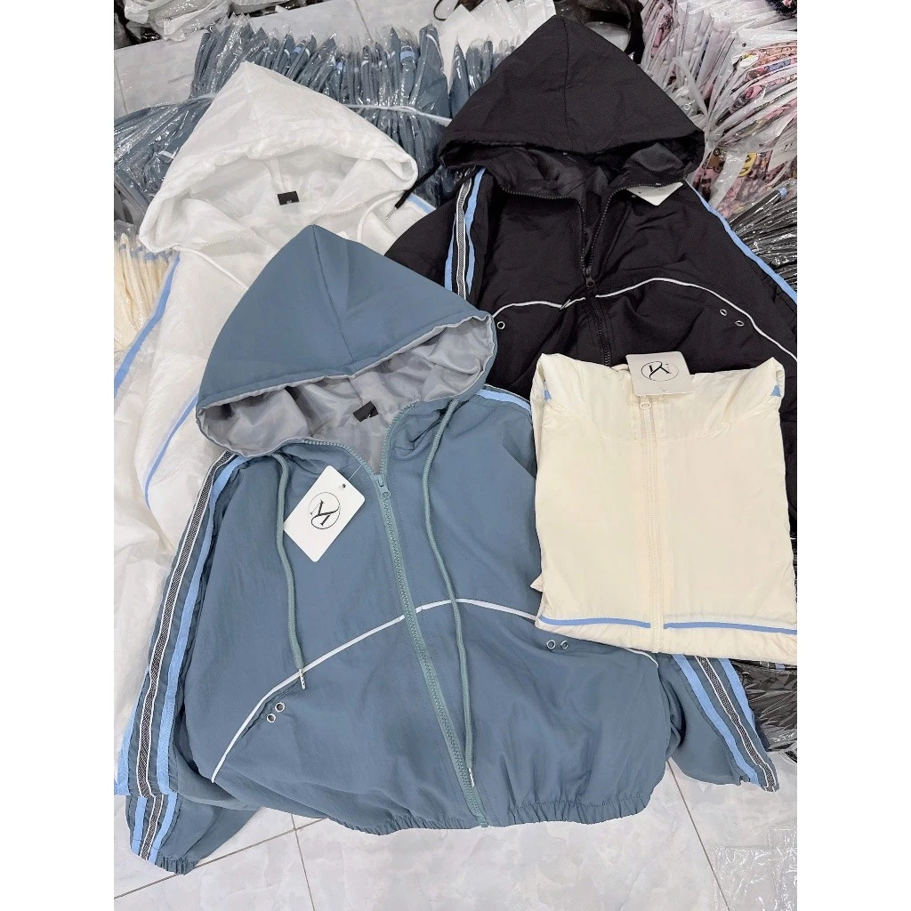 ÁO KHOÁC DÙ NỮ CROPTOP PHỐI VIỀN XANH CÓ NÓN CHỐNG NẮNG XSTT FASHION