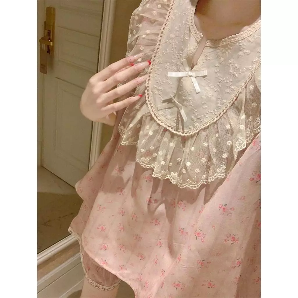 Bộ đồ ngủ nữ phong cách Ins-style, cổ tròn, viền ren hoa ngọt ngào, tay ngắn, mặc nhà mùa hè - Hàng Order