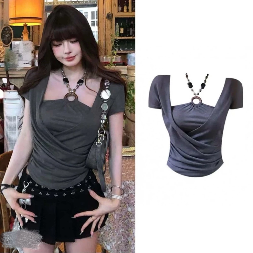 New Áo Thun Phối Cổ Yếm Đính Hạt Style Hothit Ngắn Tay Cổ Vuông Xám Tôn Da Ôm Body Xuân Hè Âu Mỹ Style