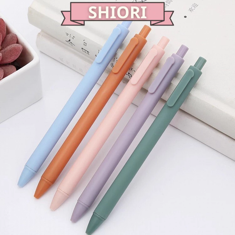 Bút Bi 0.5mm Mực Đen – Viết Mượt, Khô Nhanh, Không Nhòe, Dành Cho Học Sinh