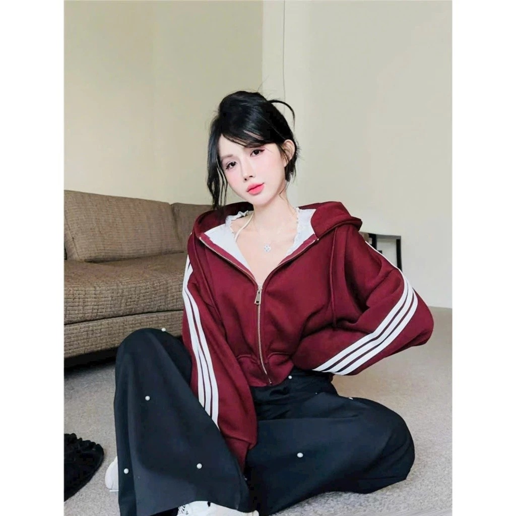 ÁO KHOÁC NỈ CROPTOP TAY CÁNH DƠI TAY 3 SỌC CÓ TÚI TRONG TIỆN LỢI XSTT FASHION