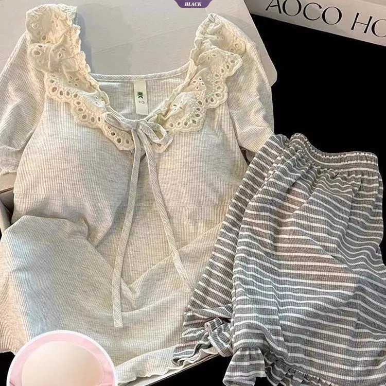 Bộ đồ ngủ ren nữ với quần short sọc ngắn tay có đệm