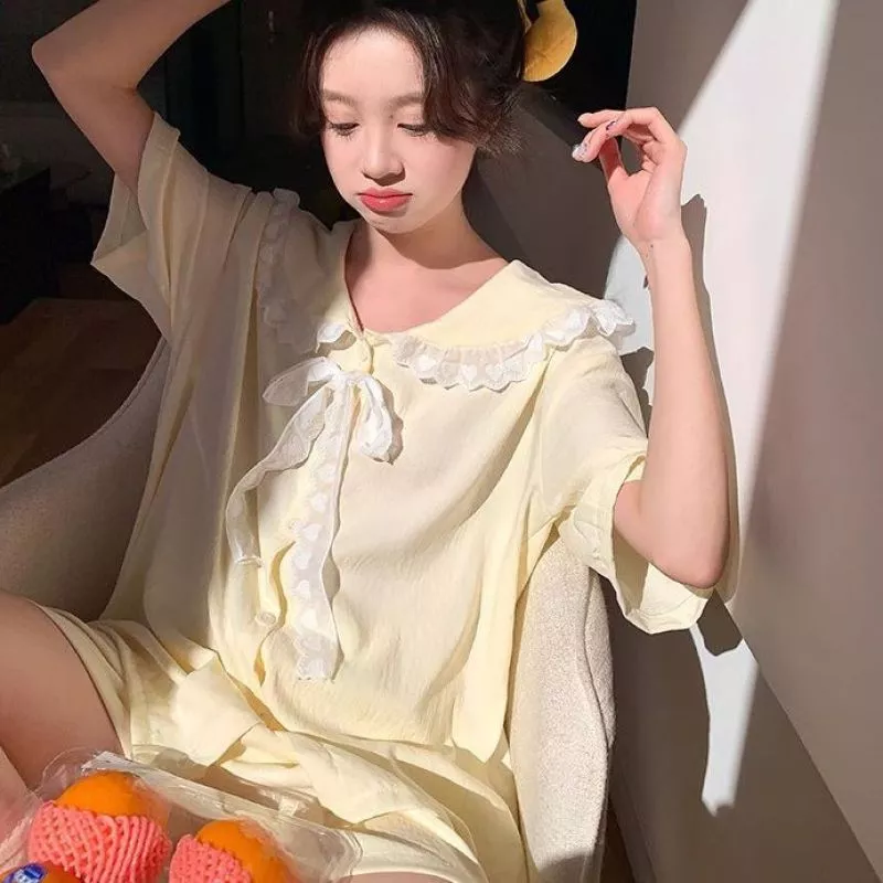 Bộ đồ ngủ ren ngọt ngào phong cách Ins mới dành cho nữ, bộ hai mảnh tay ngắn mỏng, thoải mái và giản dị, thích hợp