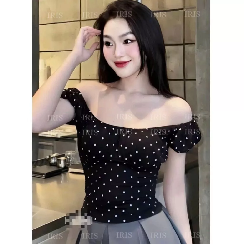 Áo thun nữ tay bồng nhún ngực viền chun form ôm nhẹ nữ tính phong cách Hàn dễ thương mặc đi chơi dạo phố hot trend