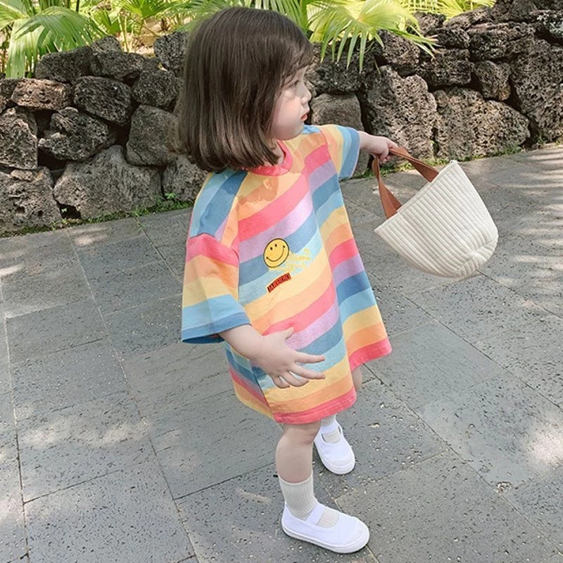 [Khuyến mãi] Quần áo trẻ em phong cách mới mùa hè Phiên bản Hàn Quốc dành cho bé gái Áo thun ngắn tay sọc cầu vồng dài vừa phải Váy trẻ em