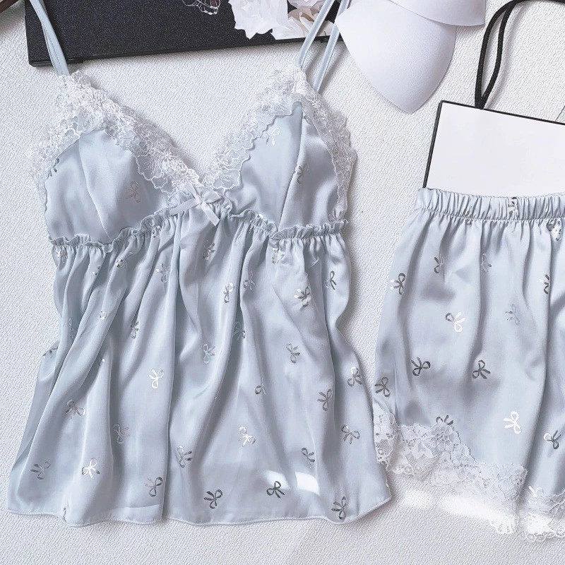 Mùa Hè 2025 Phong Cách Pháp Đồ Ngủ Có Miếng Lót Ngực Nữ Dây Đeo Quần Short Ice Silk Bộ Đồ Ngủ Sang Trọng