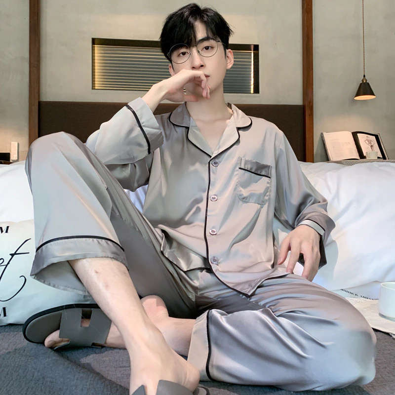 Bộ pyjama nam chất lượng cao, làm từ lụa với thiết kế dài tay