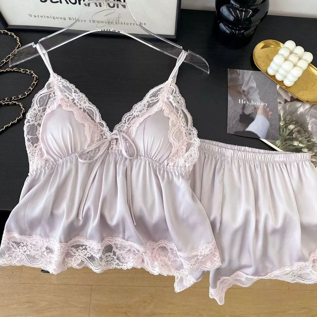 Bộ Đồ Ngủ Nữ Gợi Cảm Mịn Băng Lụa Ren Thoải Mái Bộ Mặc Ở Nhà Có Đệm