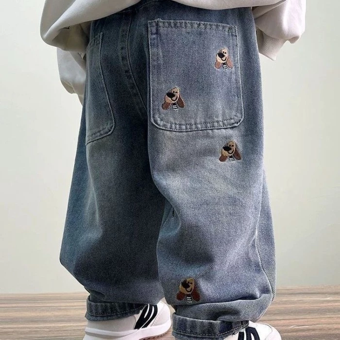 bé trai quần jeans mềm xuân thu phong cách mới trẻ em phong cách mùa xuân quần dài bé trai mùa x