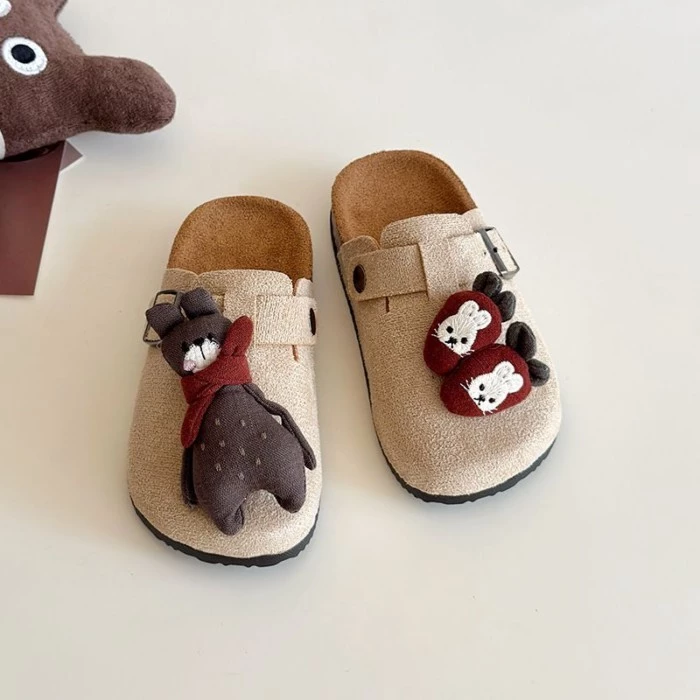Xuân Thu Mới Hoạt Hình Birkenstock Giày Cho Trẻ Em Và Bé Gái Retro Đế Mềm Dễ Thương Bao Đầu Á