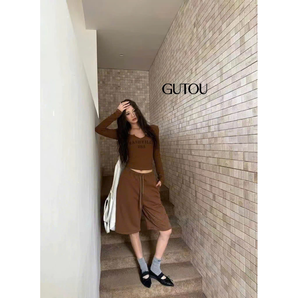 QCCC L1 Áo Thun Gân Cổ V Nashville Đính Hạt G150