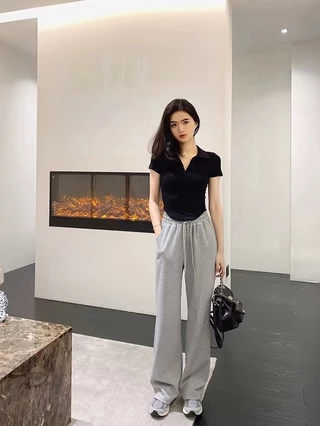 Mùa Hè Influencer Ánh Sáng Phong Cách Trưởng Thành Phiên Bản Hàn Quốc Phù Hợp Với Cổ Áo polo Slim fit Niche Pure Desire Áo Thun Nữ Tay Ngắn Top