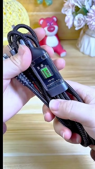 ￼Dây Sạc Tự Ngắt - Dây Cáp Sạc Nhanh 100W Đồ Gia Dụng #fyp #viral #xuhuong #dogiadungthongminh #tienichgiadinh #giadunghay #ShopeeVideo #muaonline