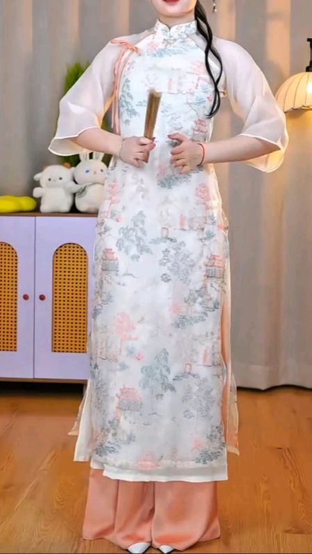 Áo dài cách tân thiết kế #aodai #aodaicachtan #ShopeeCreator #shopeevideo #LuotVuiMuaLien #VideohangThoiTrang