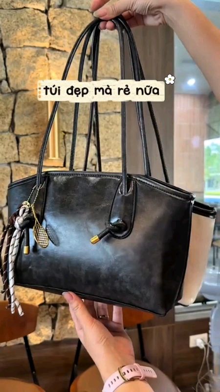 ​Túi xách nữ đẹp túi kẹp nách da loang tặng kèm bộ móc vợt dễ thương #tuixinh #tuixachnu #tuixach #ShopeeVideo #LuotVuiMuaLien #VideohangThoiTrang