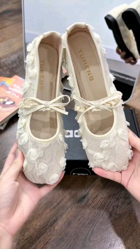 Giày búp bê tiểu thư xinh xắn #giaynu #giaybupbe #VideohangThoiTrang #LuotVuiMuaLien #HangMoiVe #ShopeeCreator #shopeevideo