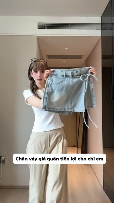Quần jean giả váy thắt nơ  #Shopeevideo #review #ShopeeThoiTrang #phukien #xuhuong #fyp #KOLUyTin #phoido #quanjeans