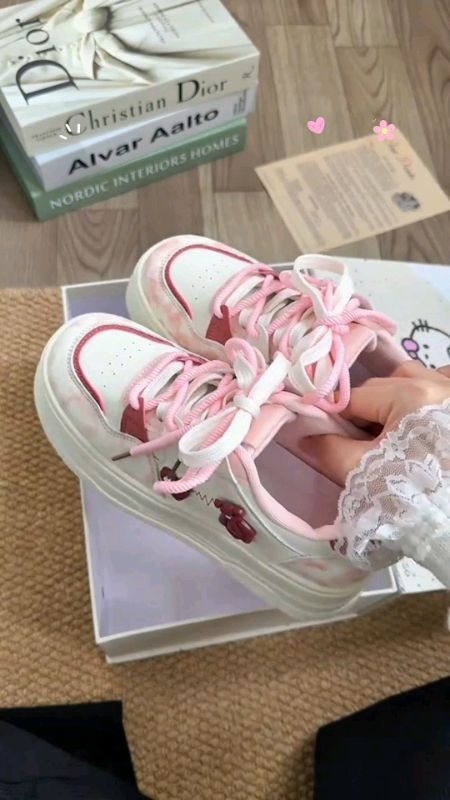 Giày thể thao nữ #giaynu #VideohangThoiTrang #HangMoiVe #LuotVuiMuaLien #ShopeeCreator #ShopeeVideo