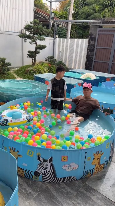 Bể bơi gấp gọn #beboichobe #beboigapgon #HangMoiVe #KOLUyTin #ShopeeVideo #LuotVuiMuaLien