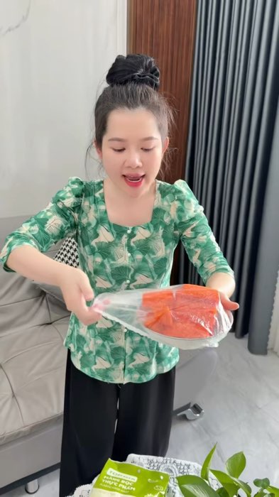 Màng bọc thực phẩm #mangbocthucpham #mangboctopgia #KOLUyTin #HangMoiVe #LuotVuiMuaLien #ShopeeVideo