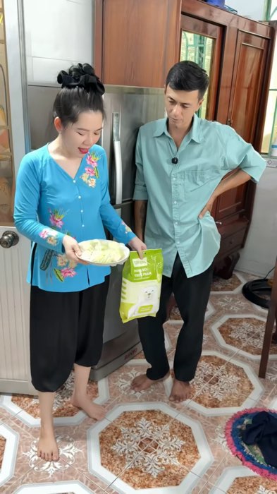 Màng bọc thực phẩm topgia #mangbocthucpham #mangboctopgia #KOLUyTin #HangMoiVe #LuotVuiMuaLien #ShopeeVideo