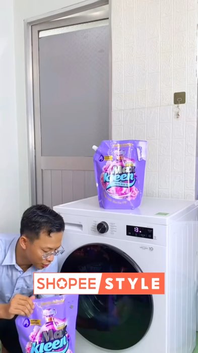 Nước giặt xả Maxkleen hương nước hoa cao cấp #nuocgiat #nuocgiatxa #MaxKleen #ShopeeVideo #KOLUyTin #HangMoiVe #LuotVuiMuaLien