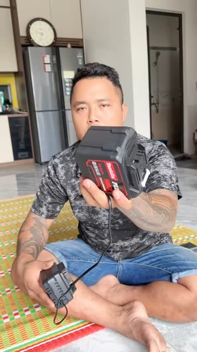 Pin máy khoan #pinmaykhoan #LuotVuiMuaLien #KOLUyTin #HangMoiVe #ShopeeVideo